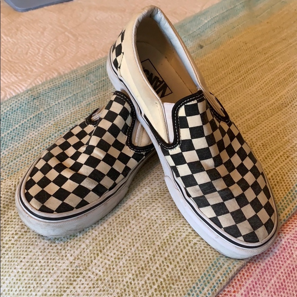 checkered vans